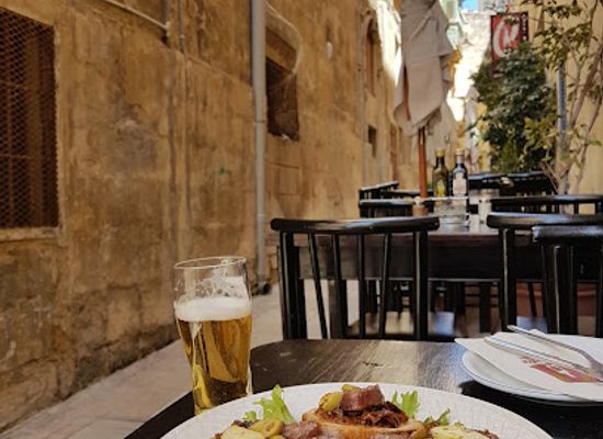malta/cottonera/restaurant/d-centre