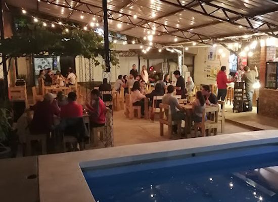 bolivia/tarija-valley/restaurant/patio-vikingo-tja