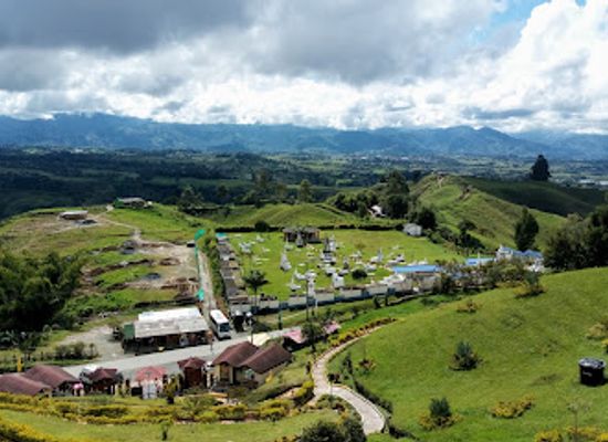 colombia/cocora-valley/restaurant/restaurante-aires-de-cocora