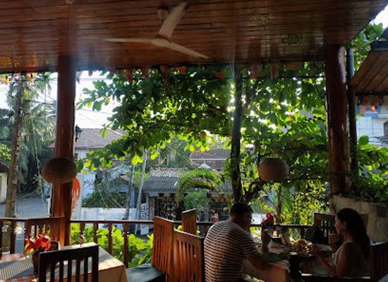 sri-lanka/hikkaduwa/restaurant/moon-light