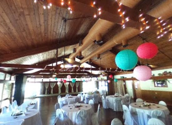 florida/homosassa-springs-wildlife-state-park/restaurant/pepper-creek-terrace