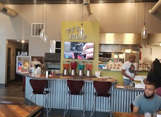 michigan/kalamazoo/restaurant/ty-s-joint