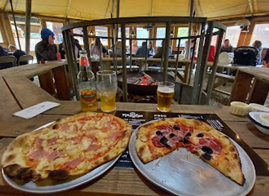 united-kingdom/cardiganshire/restaurant/pizzatipi