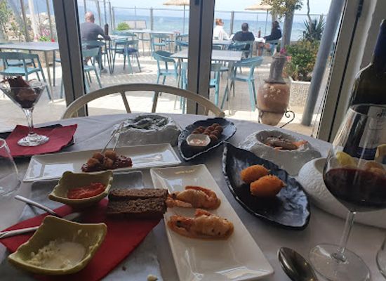 albania/vlore/restaurant/pulbardha