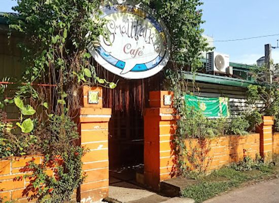 philippines/legazpi/old-albay-district/restaurant/small-talk-cafe
