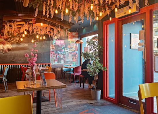 ireland/salthill/restaurant/lana-salthill-asian-street-food