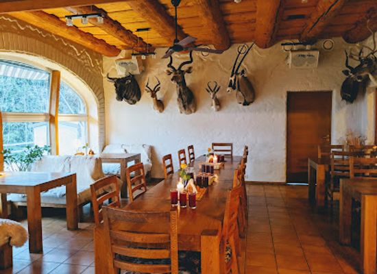 latvia/abava-river-valley/restaurant/aitinlauvas
