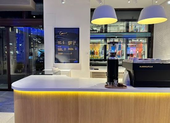 switzerland/zurich/restaurant/the-commercial-project-bahnhofstr