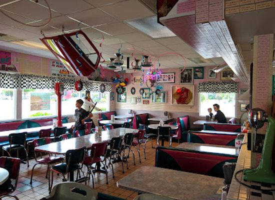michigan/central-michigan/restaurant/pixie-restaurant