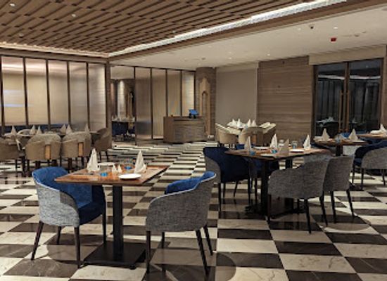 india/delhi/restaurant/mezaaj-fine-dining-restaurant