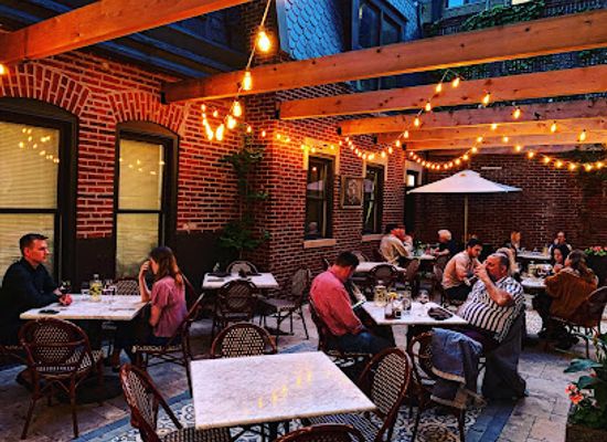 illinois/chicago/gold-coast/restaurant/la-storia-italian-restaurant