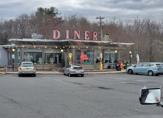 massachusetts/hampshire-county/restaurant/nouria