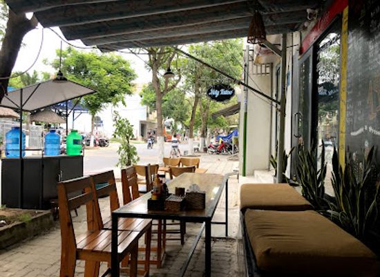 vietnam/da-nang/ngu-hanh-son-district/restaurant/hannah-pub-restaurant