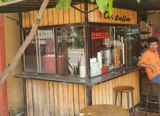 cambodia/kampong-chhnang/restaurant/bread