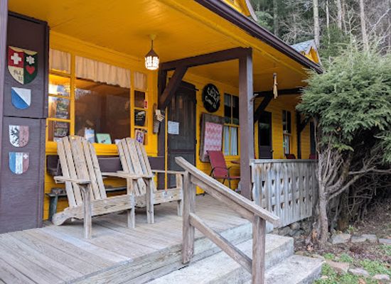 west-virginia/metro-valley/restaurant/the-hutte-restaurant