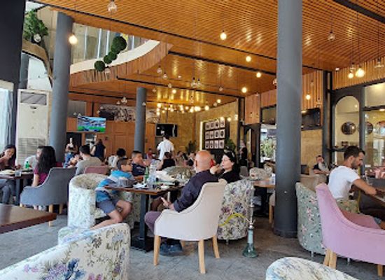 lebanon/batroun/restaurant/mashrou3-taiga