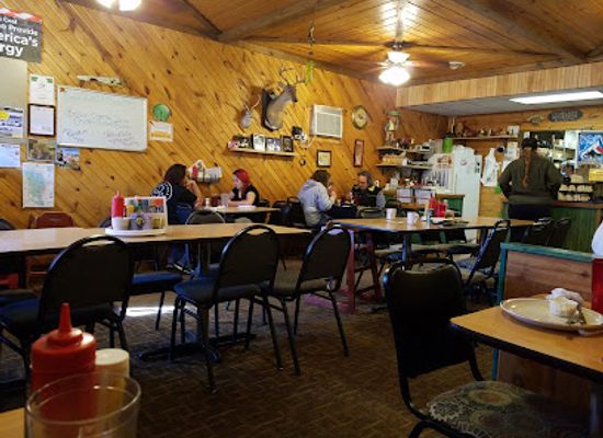 wyoming/weston-county/restaurant/donna-s-main-street-diner