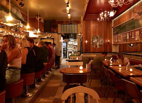 canada/montreal/restaurant/le-majestique-montreal