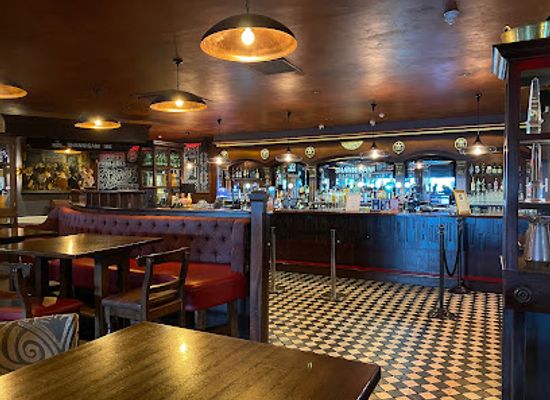ireland/the-burren/restaurant/shannigans-gastro-pub