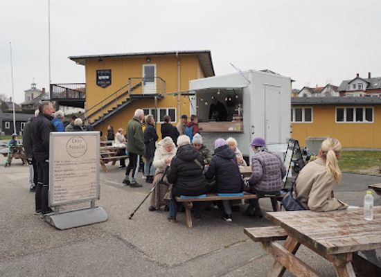 denmark/nyborg/restaurant/den-smalle-fish-n-chips