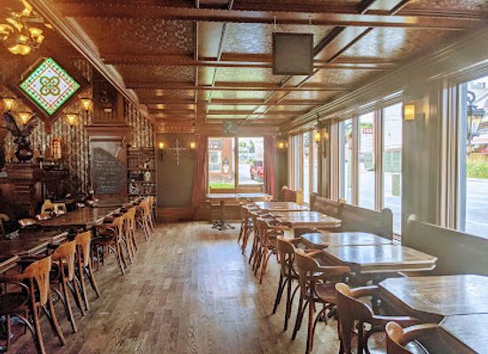 canada/eastern-townships/restaurant/sanglier-dore