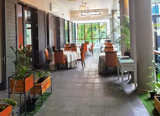 mauritius/plaines-wilhems/restaurant/treasures-chinese-restaurant
