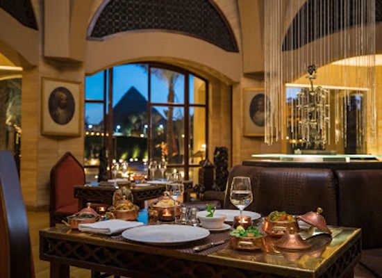 egypt/giza-plateau/restaurant/the-moghul-room