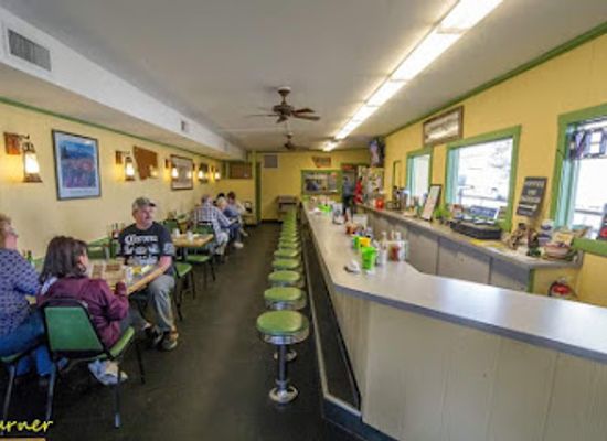 montana/the-beartooth-mountains/restaurant/prindy-s-place