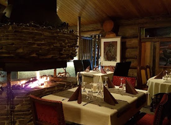 finland/ruka/restaurant/riipisen-wild-game-restaurant