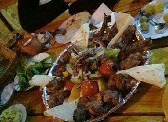 azerbaijan/shirvan-region/restaurant/narinqala-ailevi-istiraht-mrkzi