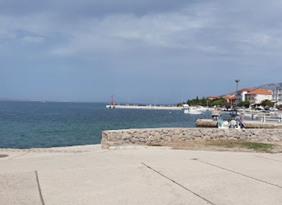 croatia/paklenica-riviera/restaurant/fast-food-afrika