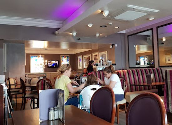 united-kingdom/londonderry/restaurant/fitzroy-s