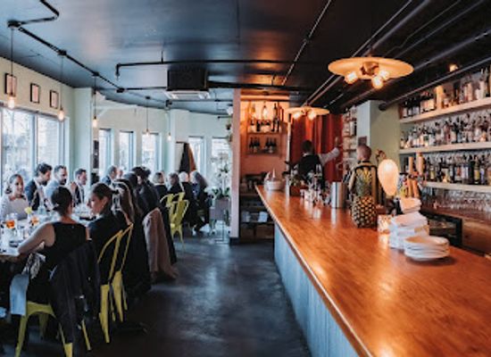 canada/halifax/restaurant/field-guide