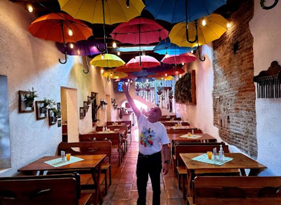 guatemala/antigua-guatemala/restaurant/madre-tierra