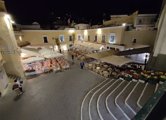 italy/capri/restaurant/pescheria-le-botteghe