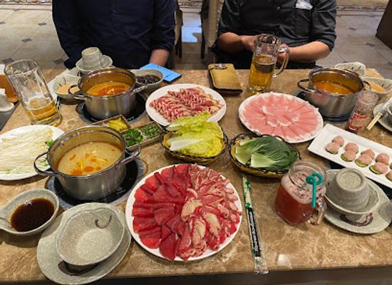 mongolia/dzungarian-basin/restaurant/asian-hot-pot-restaurant