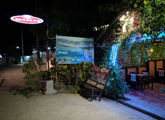 myanmar-burma/rakhine-state/restaurant/sharky-s-ngapali