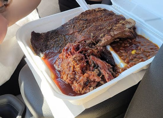 montana/the-flathead/restaurant/billy-bob-s-chuckwagon-bbq