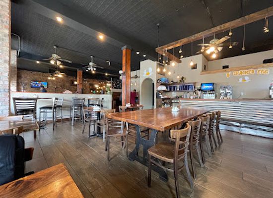mississippi/tupelo/restaurant/d-cracked-egg