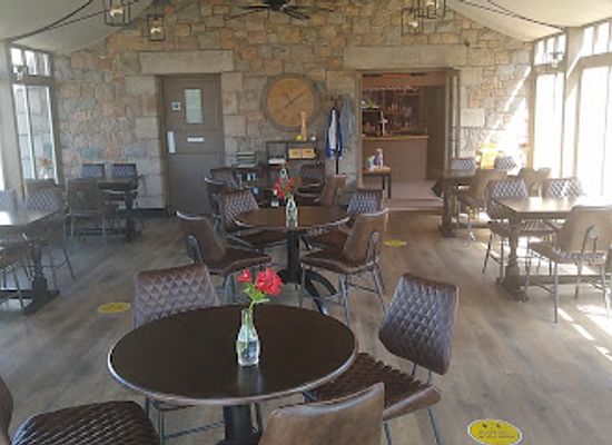 jersey/la-rocque-harbour/restaurant/aha-cafe-lounge-restaurant