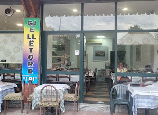 albania/durres-coast/restaurant/traditional-restaurant-liriada