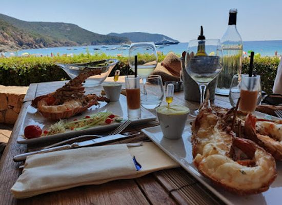italy/calanques-of-piana/restaurant/le-cafe-de-la-plage