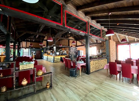kosovo/has/restaurant/country-house