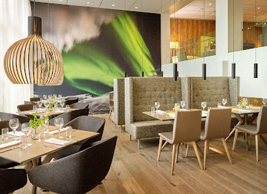 iceland/dalvik/restaurant/aurora-restaurant