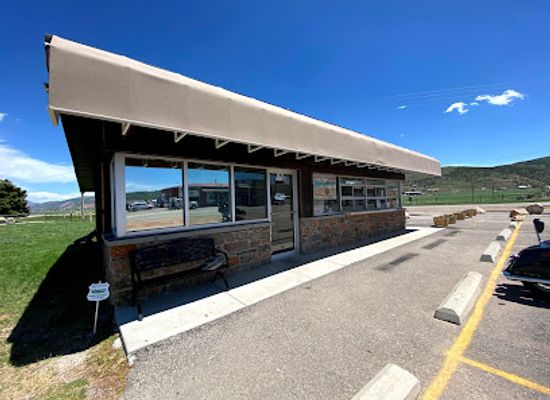 utah/bear-river-valley/restaurant/some-beaches