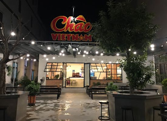 vietnam/north-central-coast/restaurant/jungle-boss-pub-and-restaurant