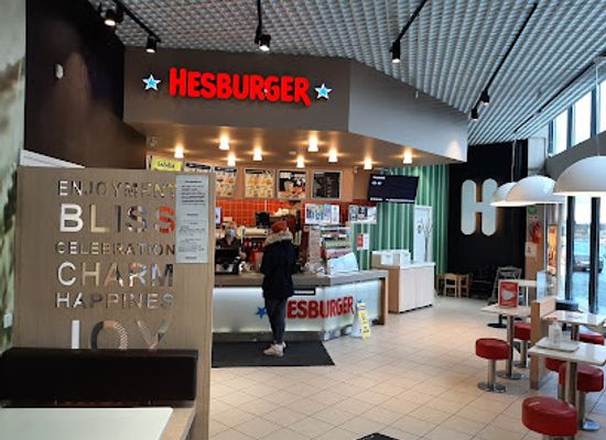 estonia/rapla/restaurant/hesburger