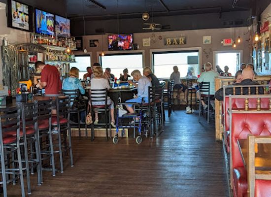 missouri/lake-of-the-ozarks/restaurant/the-office-neighborhood-pub