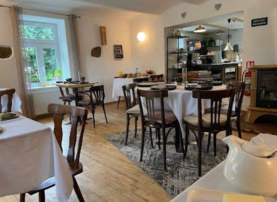 czechia/vysocina/restaurant/bistrot-de-papa