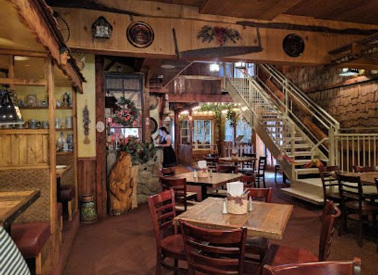 new-york/long-island/restaurant/the-village-lanterne